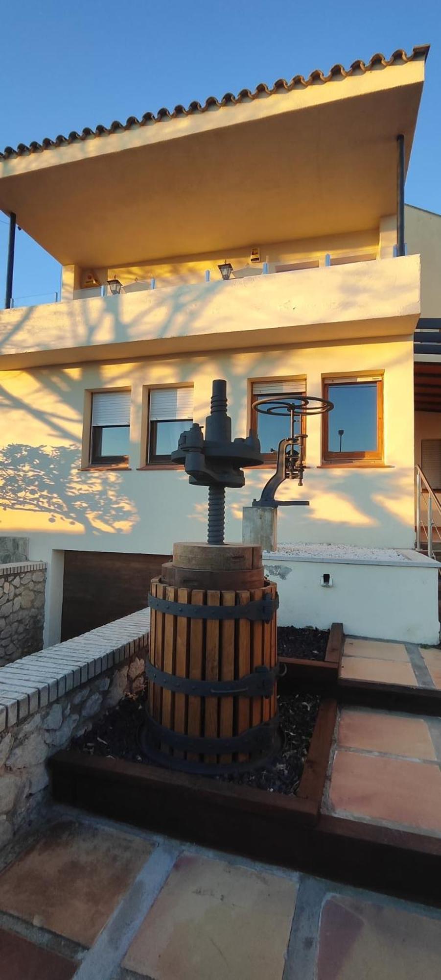 Вилла Cal Llop Sant Cugat de Sesgarrigues Экстерьер фото